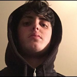 Meet your Posher, Adam